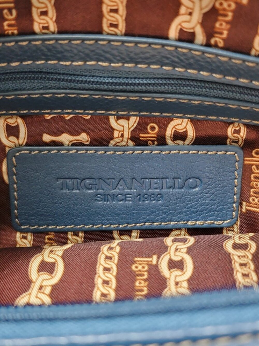 Tignanello Blue Pebbled Genuine Leather Crossbody Bag Multi-Zip Silver Hardware - Picture 4 of 8